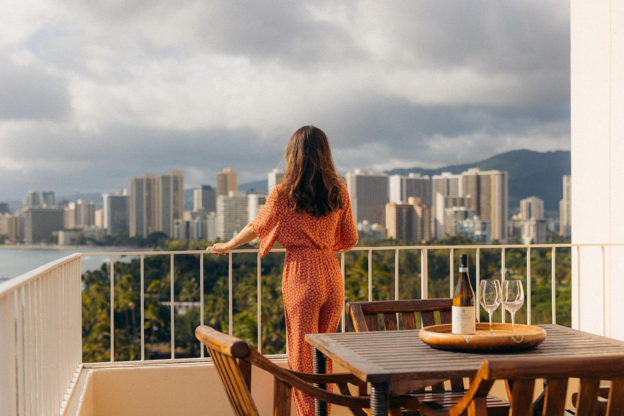 Lotus Honolulu At Diamond Head Hotel Buitenkant foto